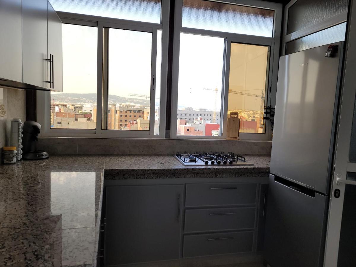 Elegant 2-Bedroom Tangiers City Appartment With Beautiful Terrace ภายนอก รูปภาพ